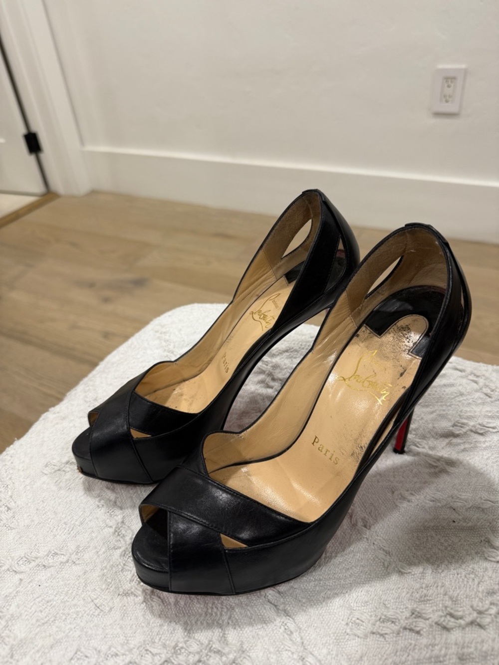 Christian Louboutin Academia Black Leather Peep-Toe Stiletto with Red Sole 37.5 - Picture 3 of 11